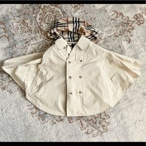 Burberry Rain / Trench Cape with Quilted Vest